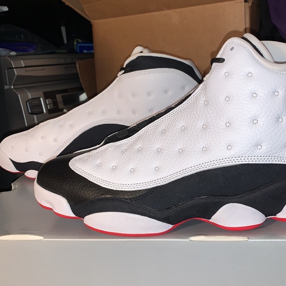 Air Jordan 13 Retro - Picture 5 of 6